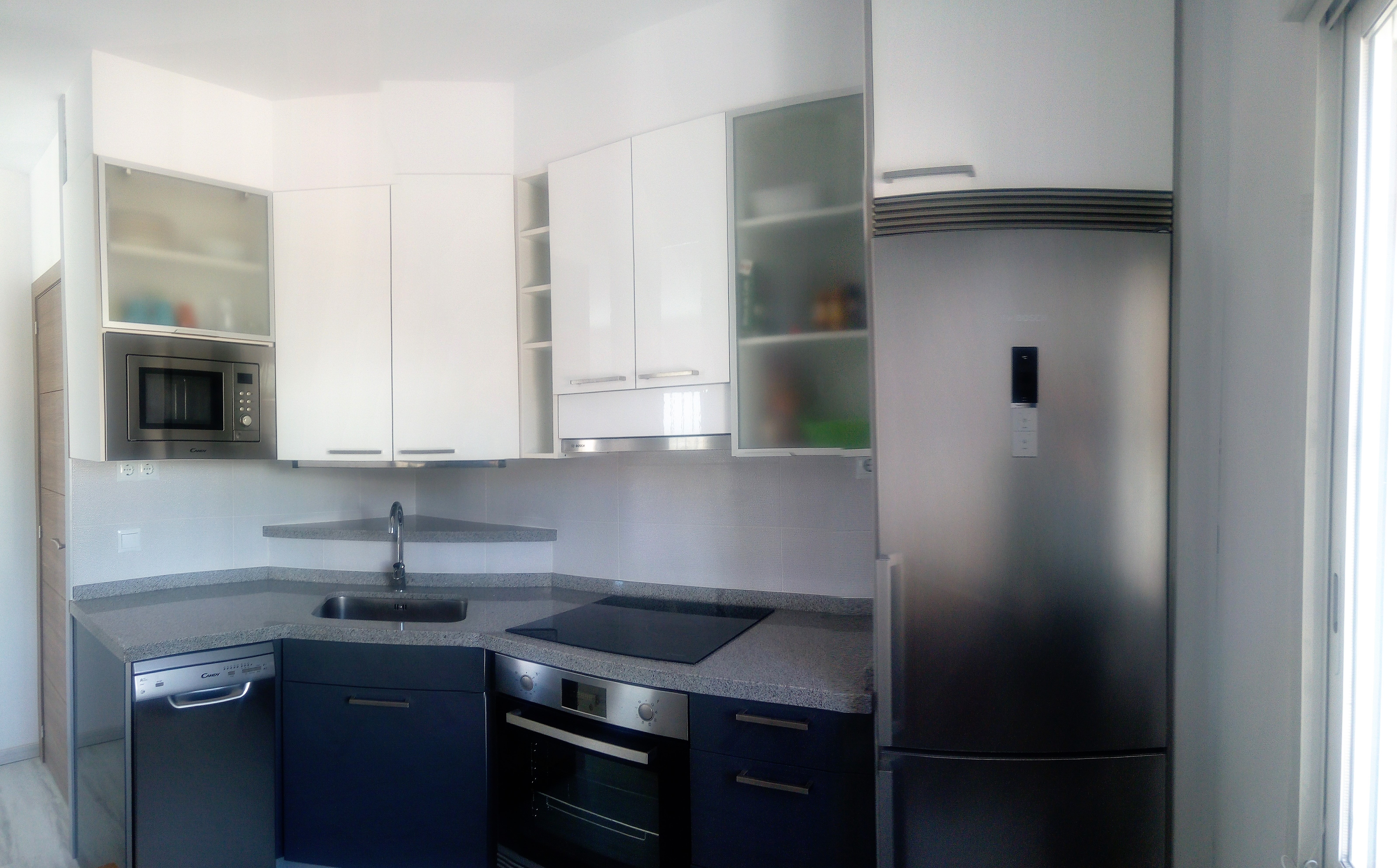 Uusi keitti&ouml; vanhassa makuuhuoneessa